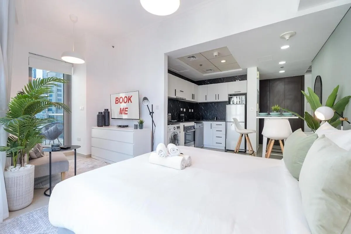 Charming Studio Apartment, With Easy Beach Access In Dubai Marina