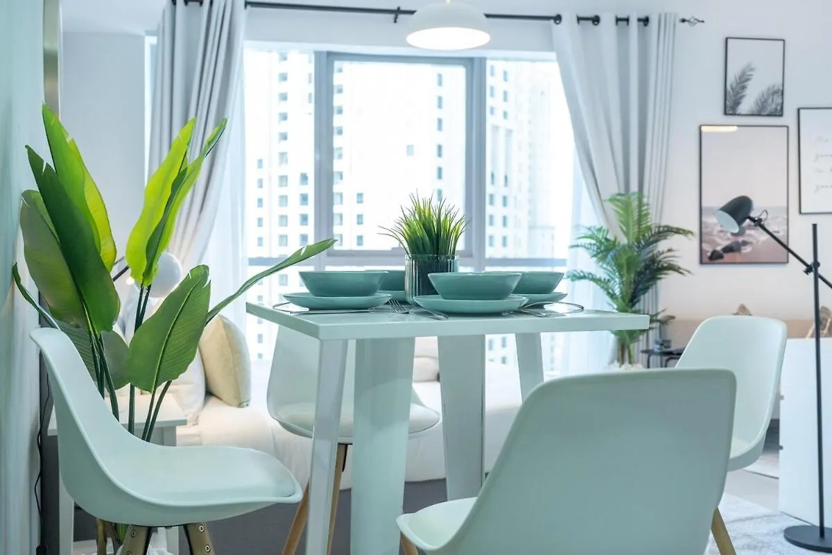 Charming Studio Apartment, With Easy Beach Access In Dubai Marina 아랍에미리트