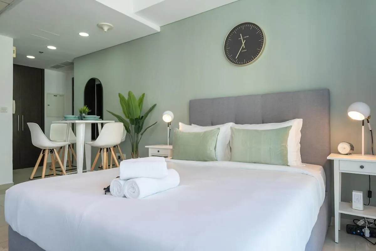Charming Studio Apartment, With Easy Beach Access In Dubai Marina 0*,  아랍에미리트