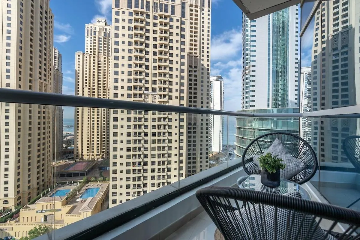 아파트 Charming Studio Apartment, With Easy Beach Access In Dubai Marina