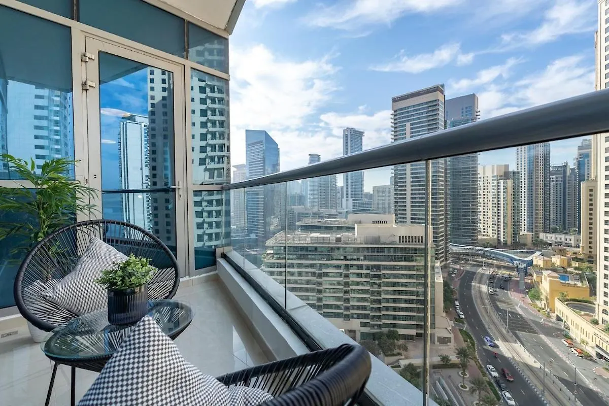 Charming Studio Apartment, With Easy Beach Access In Dubai Marina